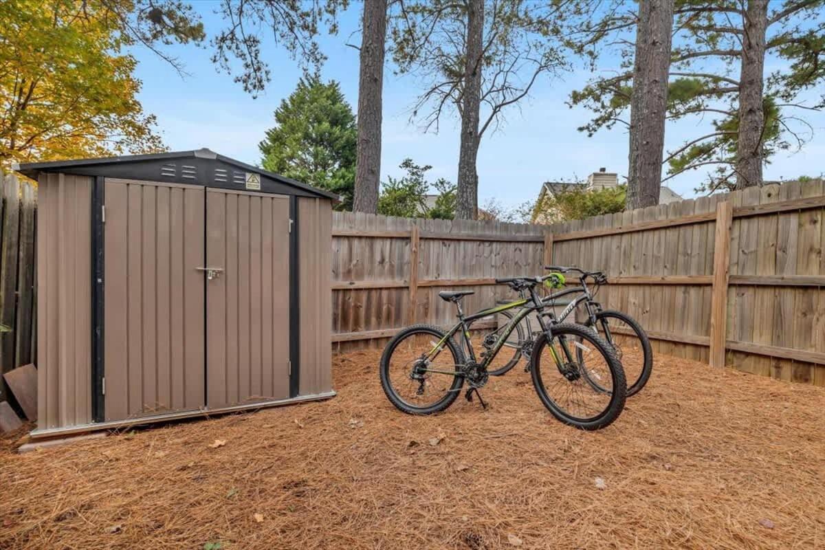 Renovated Townhome On Bike Path Includes Bikes Decatur Exterior photo